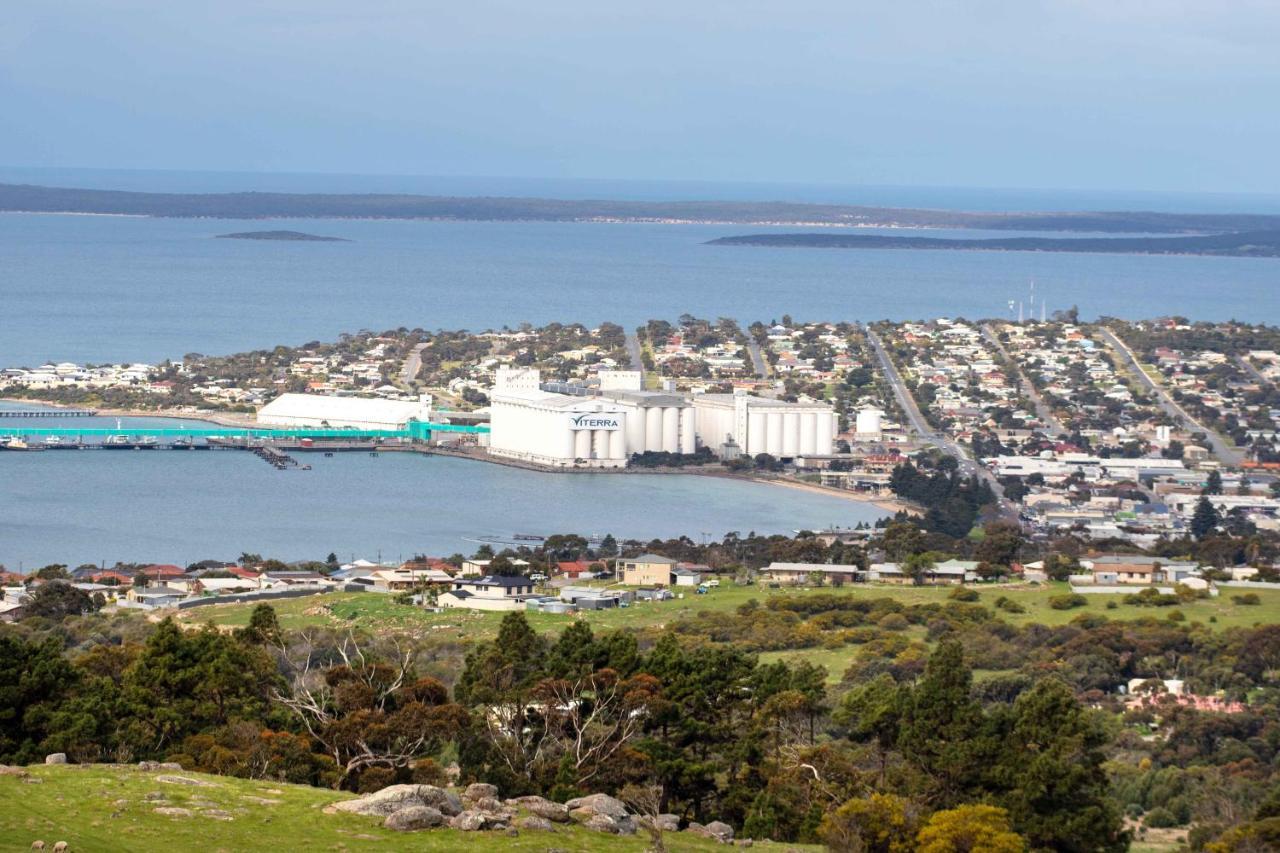 Port Lincoln Marina Waterfront Apartment Exteriör bild